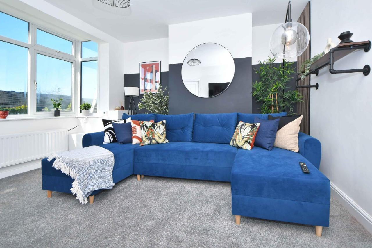 Lily House By Yourstays - Cosy 3 Bedroom House In Crewe Exterior photo